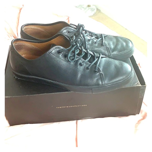frye brett low leather sneaker